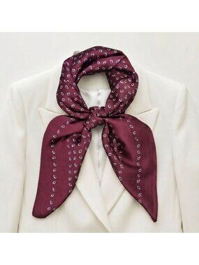 ✨Luxurious Silky Square Scarf Mini-Paisley Teardrop Neck Head Bandana Maroon New